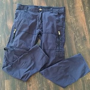 Men's Sean John skinny cut pants with side zipps